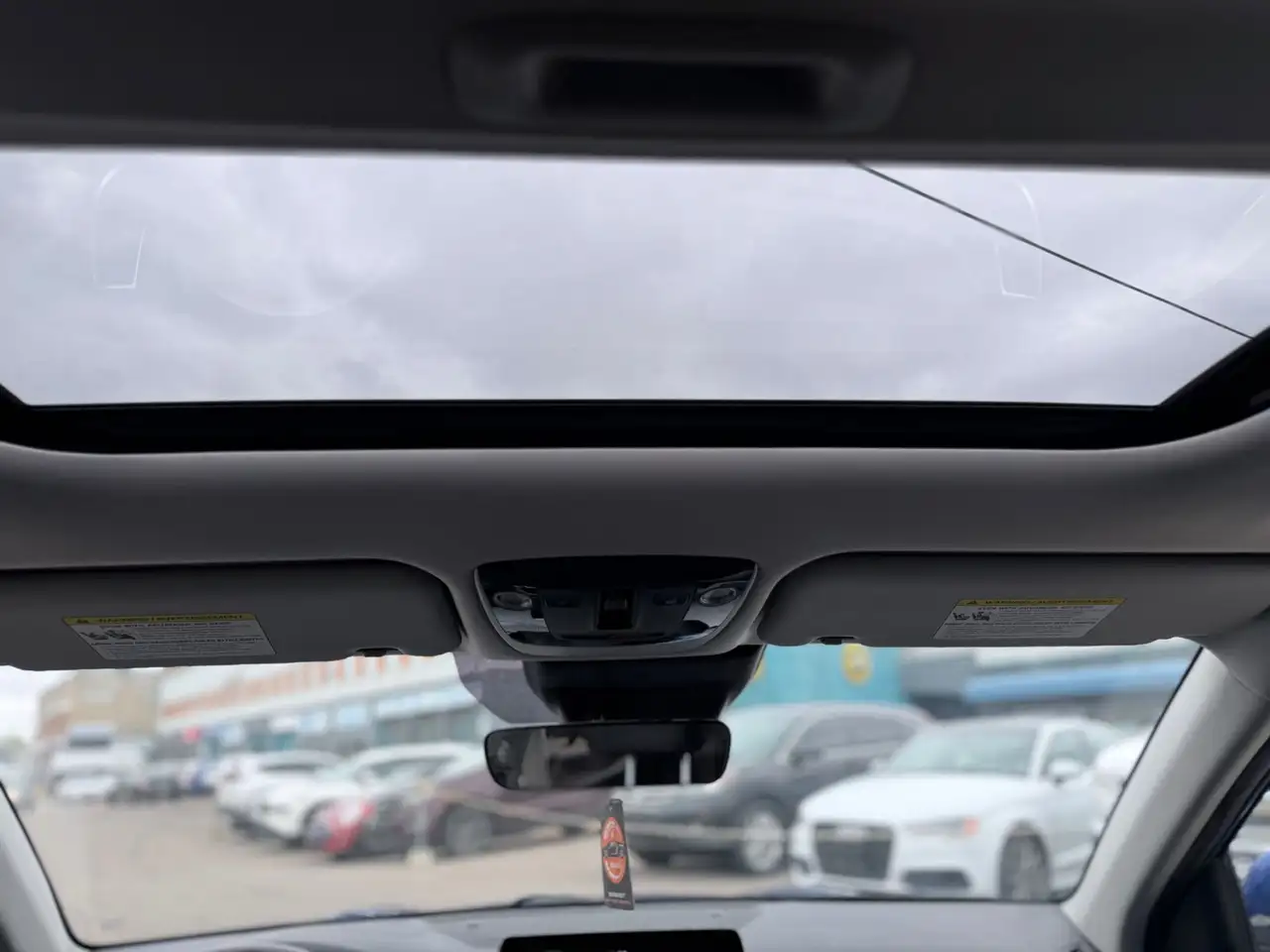 Kia Seltos снимка Kia Seltos