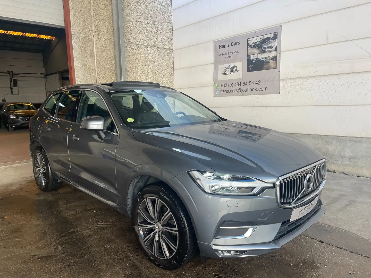 Volvo XC60 XC60 D3 Inscription *Pano.Dak/GPS/Camera* Gris - 2