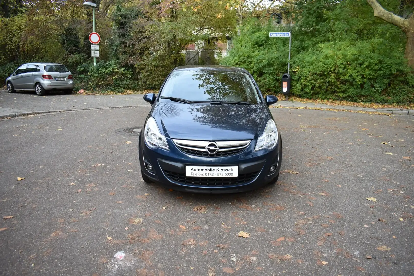 Opel Corsa D 1.4 Satellite, Tempomat TÜV 6/2027 Blau - 2