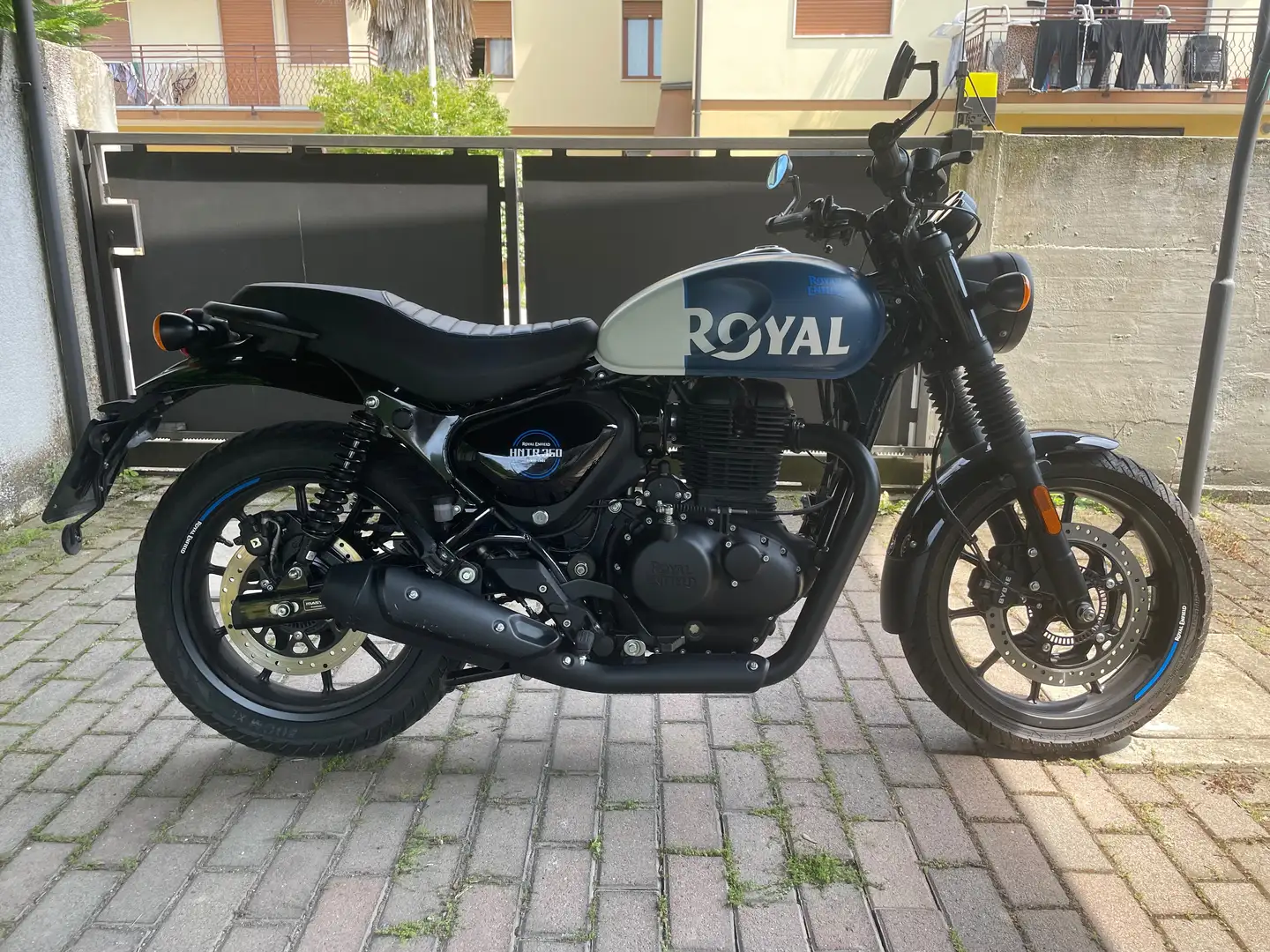 Royal Enfield Albastru - 1
