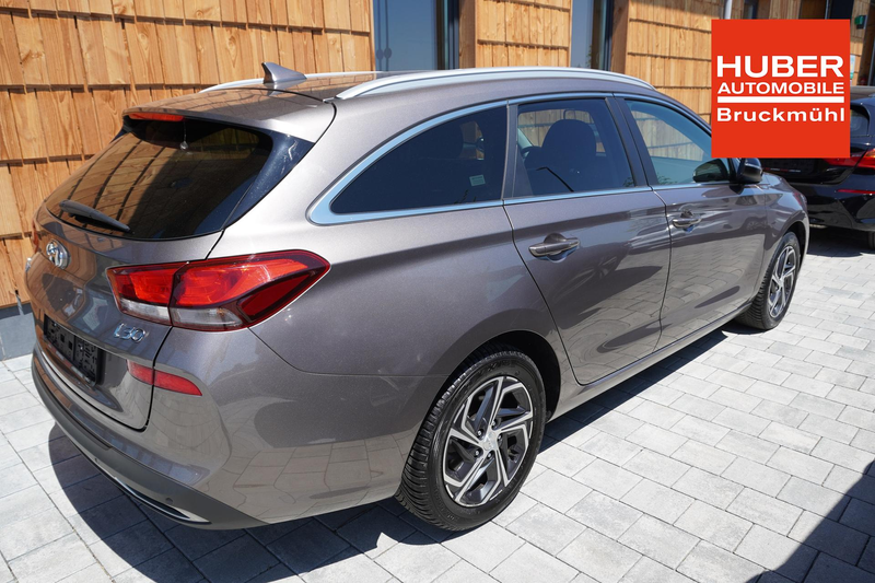 Hyundai i30 1.0 T-GDI KOMBI METALLIC/KAMERA/CARPLAY 88 kW (... — photo 6