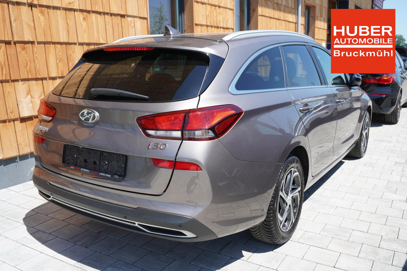 Hyundai i30 1.0 T-GDI KOMBI METALLIC/KAMERA/CARPLAY 88 kW (... — photo 3