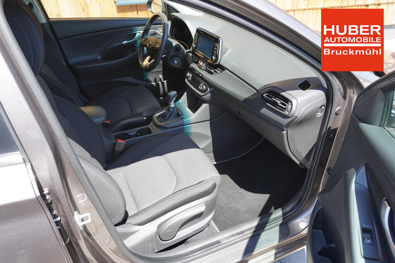 Hyundai i30 1.0 T-GDI KOMBI METALLIC/KAMERA/CARPLAY 88 kW (... — photo 8
