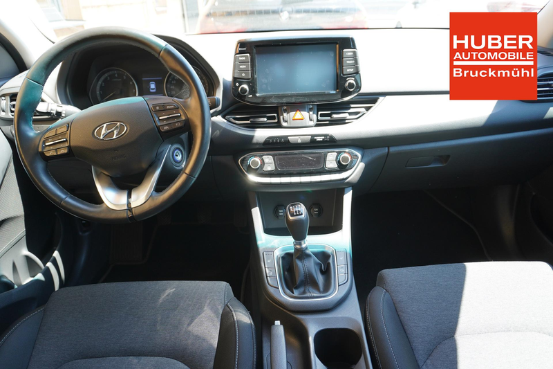 Hyundai i30 1.0 T-GDI KOMBI METALLIC/KAMERA/CARPLAY 88 kW (... — photo 11