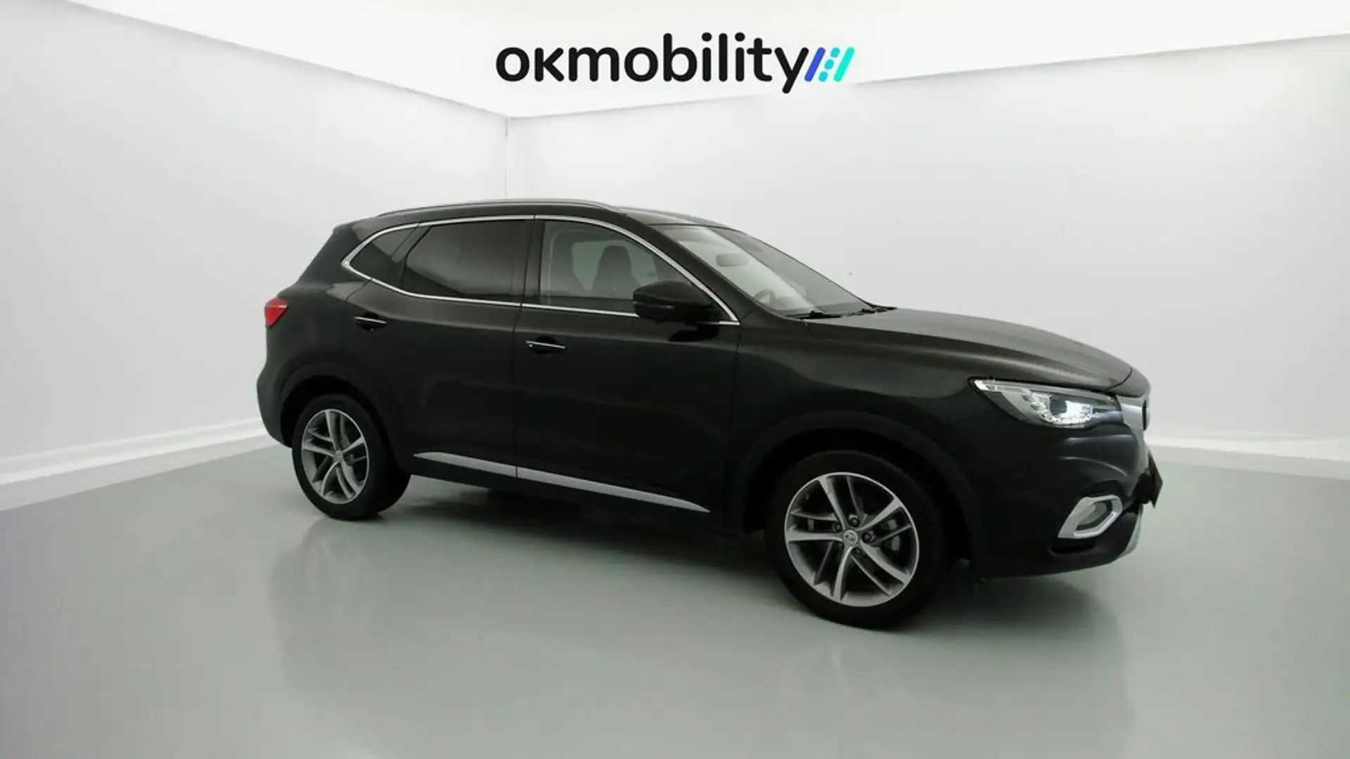MG HS 1.5 T-GDI Luxury Negro - 2
