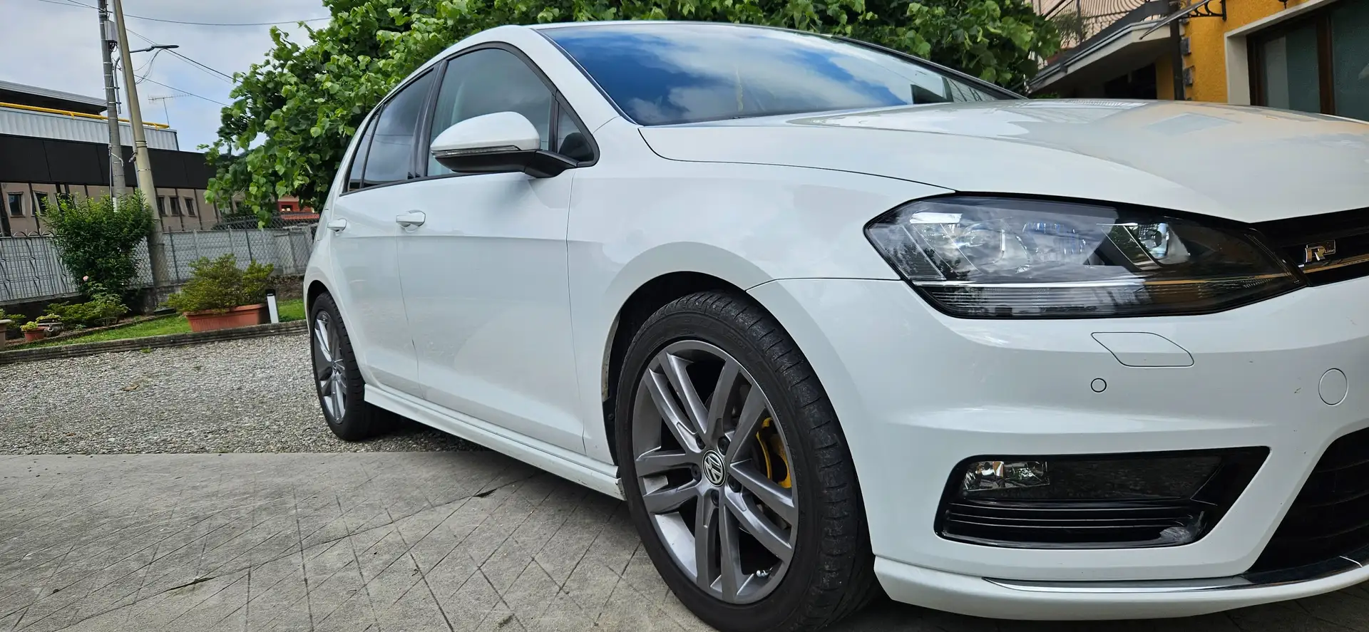 Volkswagen Golf 2.0 tdi rline 150cv dsg Bianco - 2