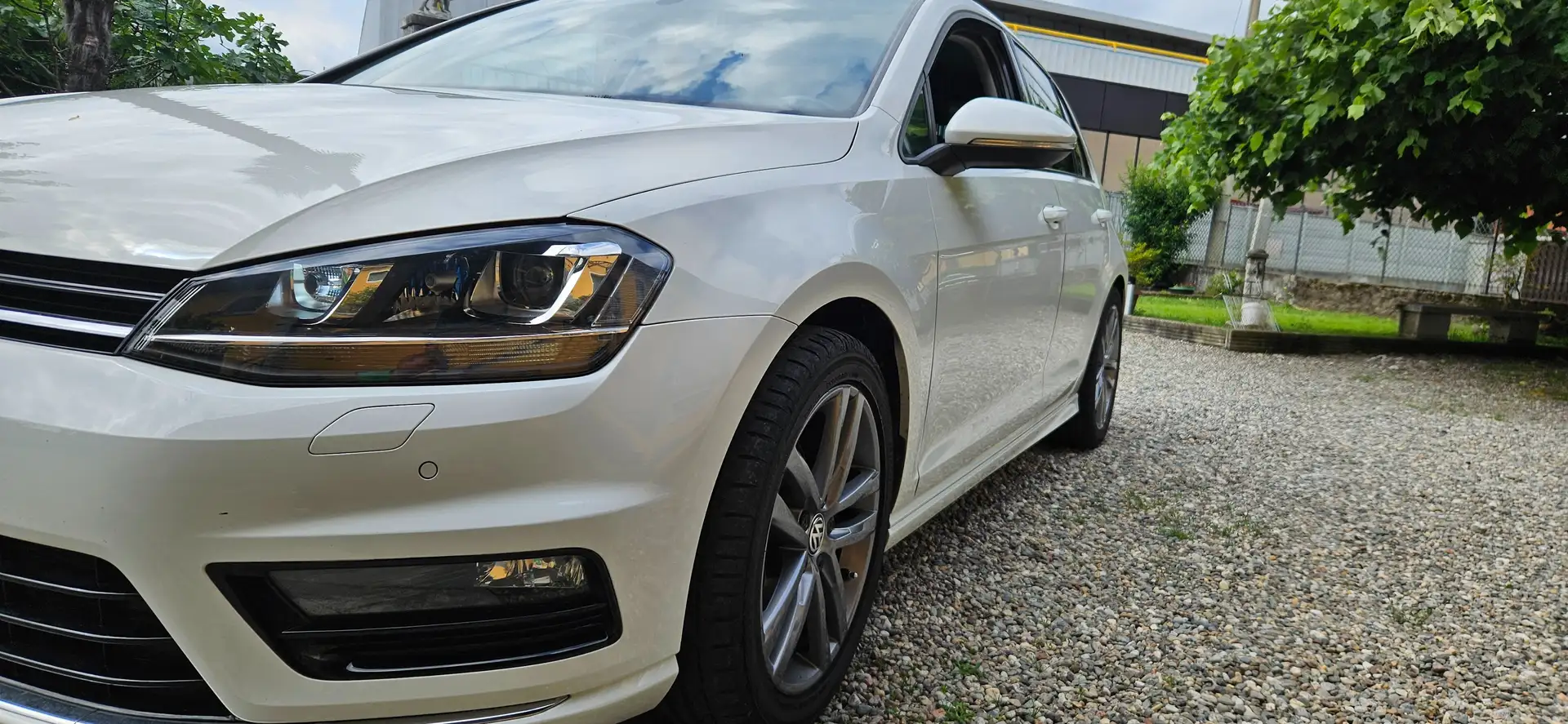 Volkswagen Golf 2.0 tdi rline 150cv dsg Bianco - 1