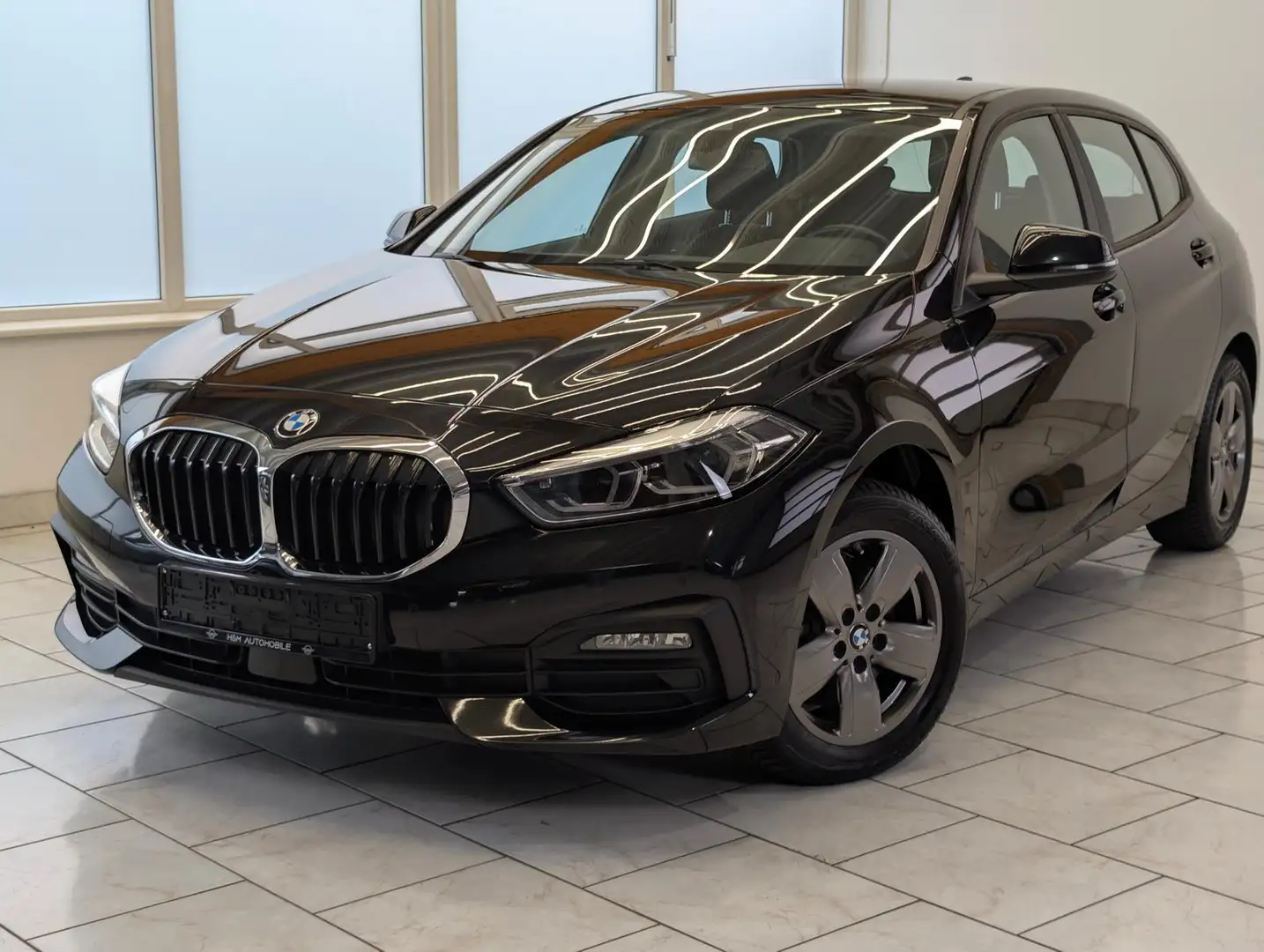 BMW 118 i Advantage-Kamera/LED/Automatik/Klimaauto Schwarz - 2
