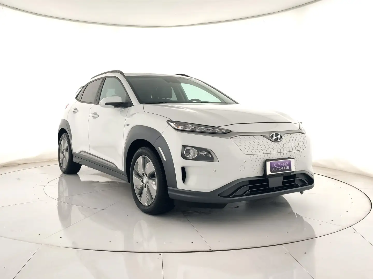 Hyundai KONA 64 kWh EV Exellence CAMERA+HEAD-UP+PELLE+ACC Weiß - 1