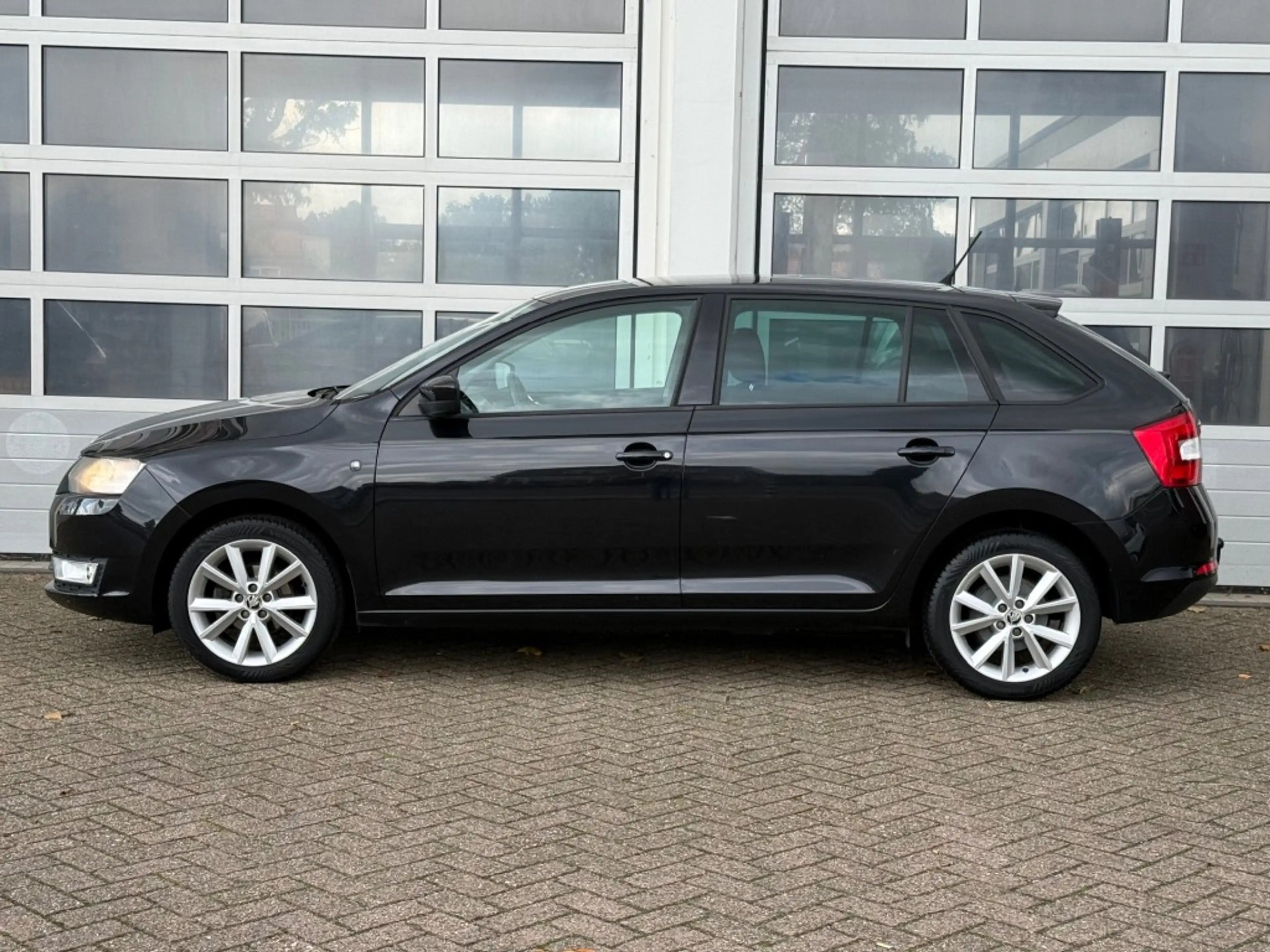 Skoda Rapid/Spaceback 1.2 TSI 86PK Greentech Ambition Airco Navi Cruise — photo 3