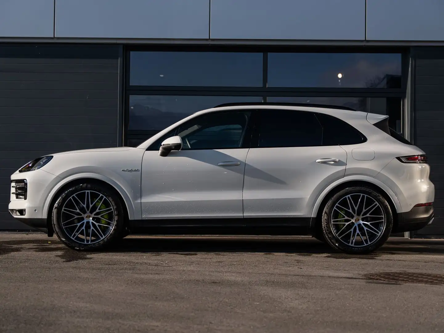 Porsche Cayenne E-Hybrid Weiß - 2