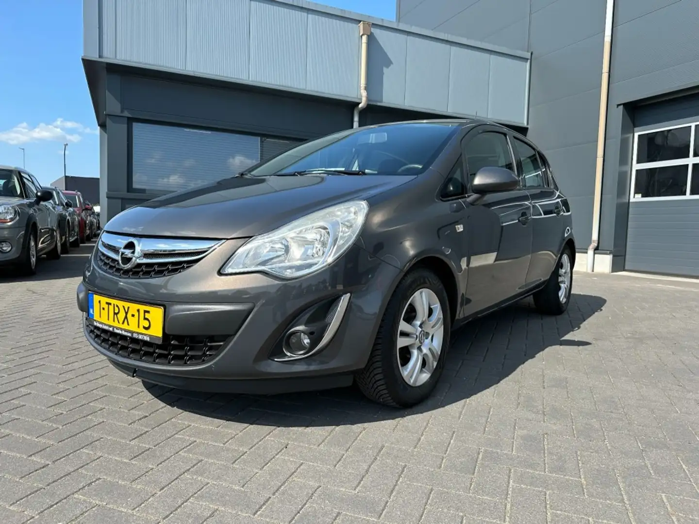 Opel Corsa 1.2-16V Design Edition Grijs Automaat 5drs, Airco, Grijs - 1