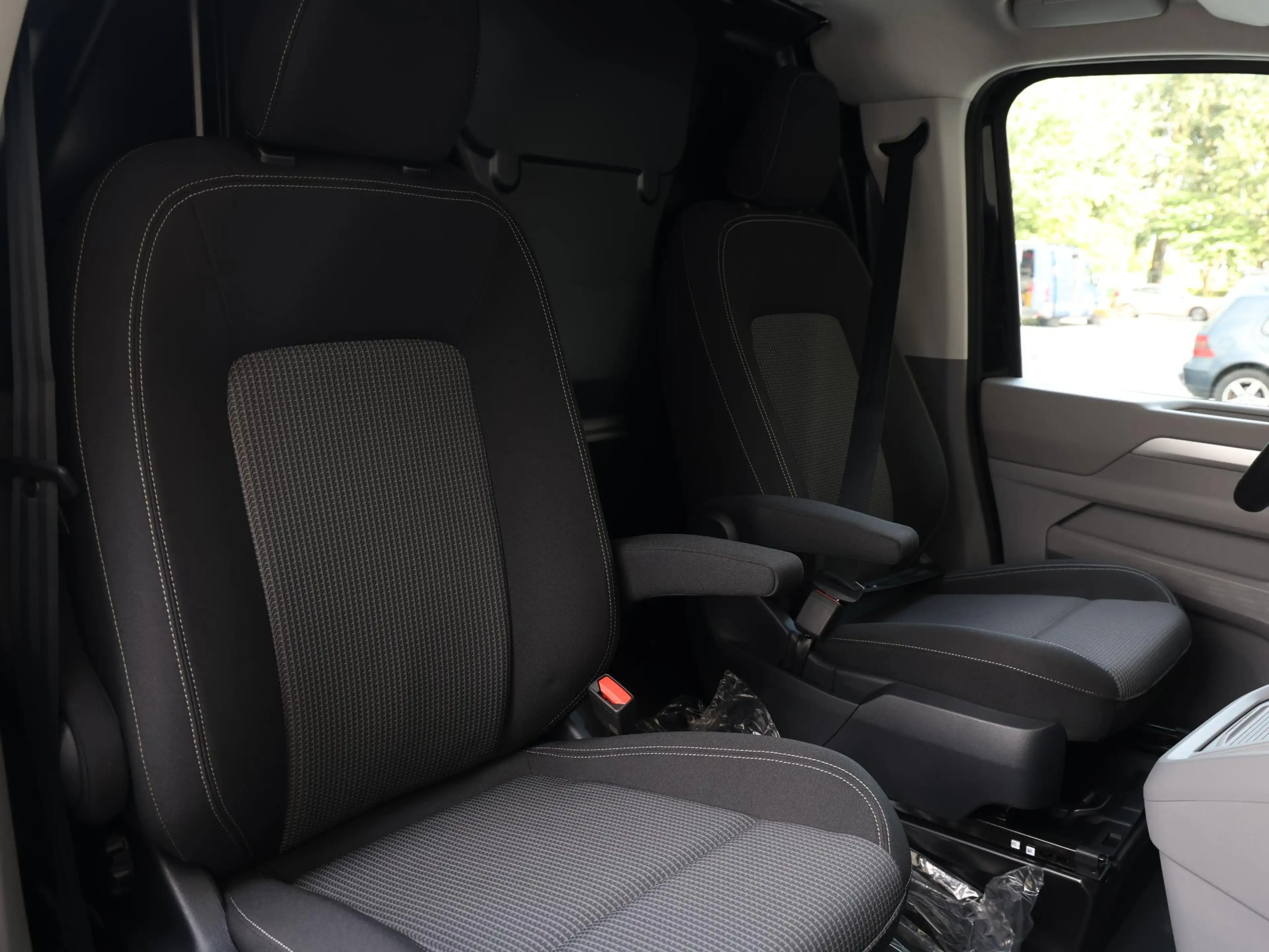 Volkswagen Transporter Bulli L2 2.5 eHybrid 233PK Automaat | 360 Camera | — photo 8