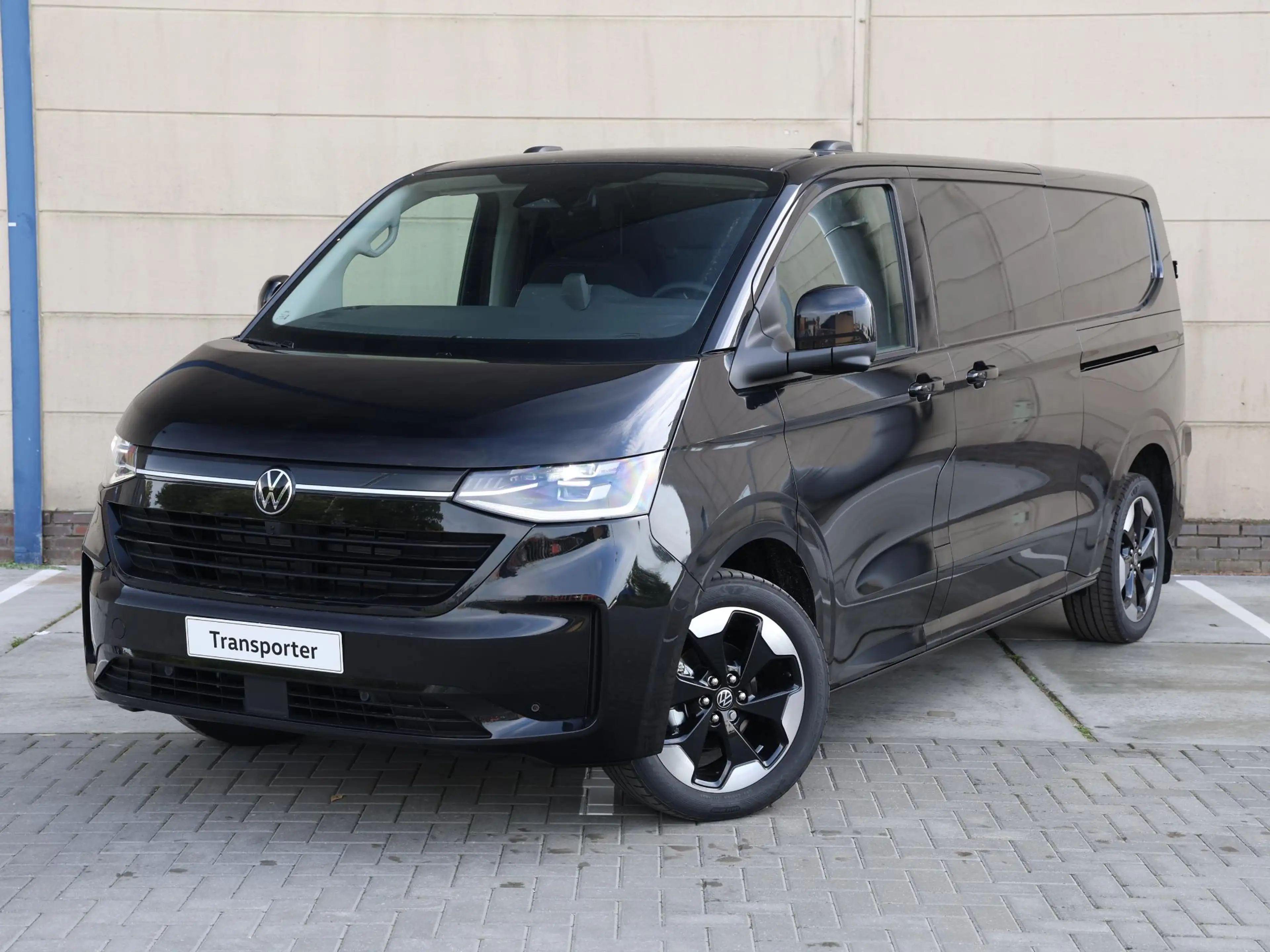 Volkswagen Transporter Bulli L2 2.5 eHybrid 233PK Automaat | 360 Camera | — photo 9