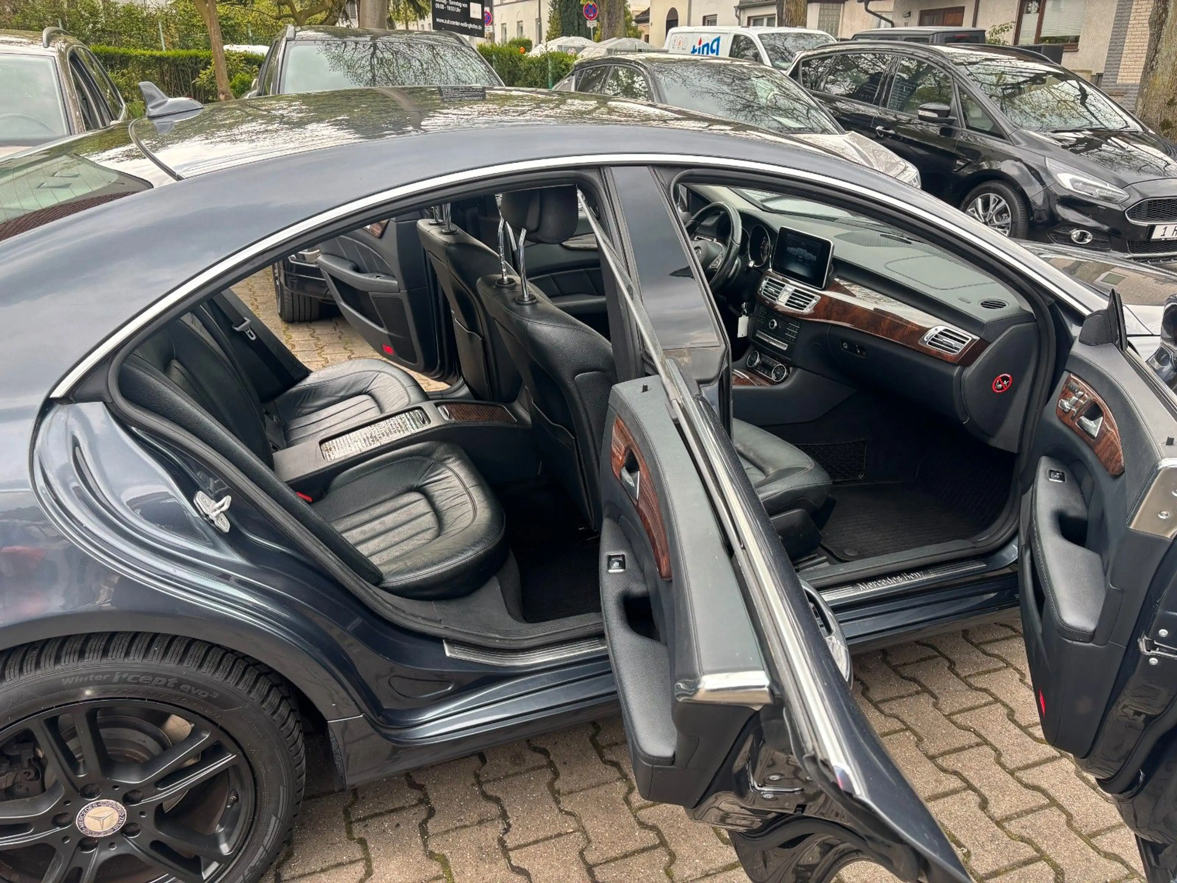 Mercedes-Benz CLS 220 d BlueTec Sportline — photo 15