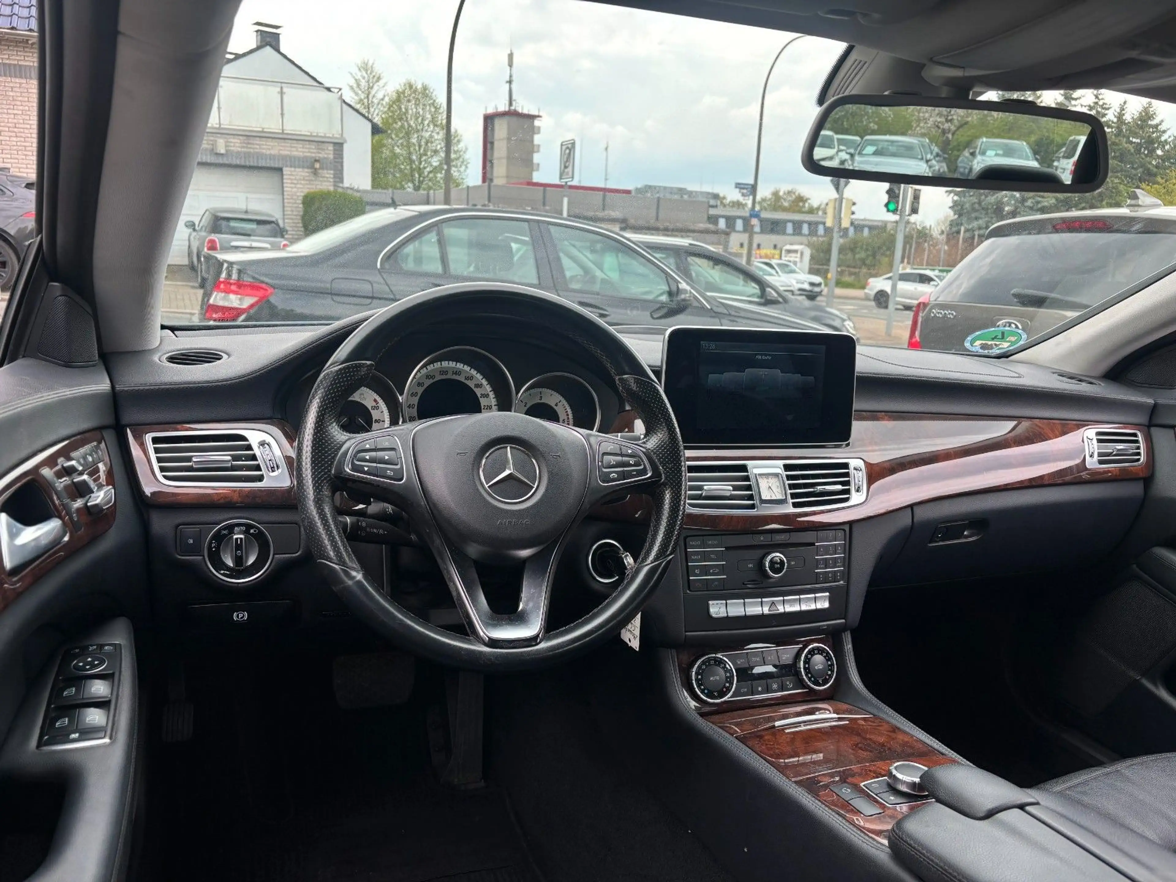 Mercedes-Benz CLS 220 d BlueTec Sportline — photo 10