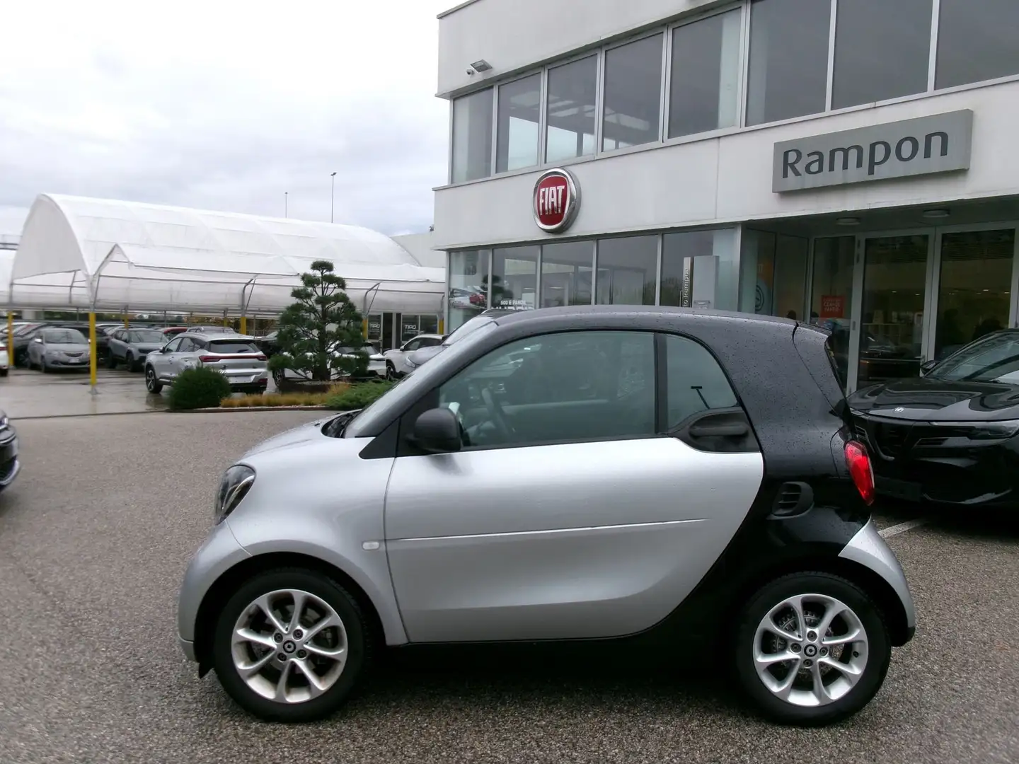 smart forTwo fortwo 70 1.0 Youngster Noir - 2