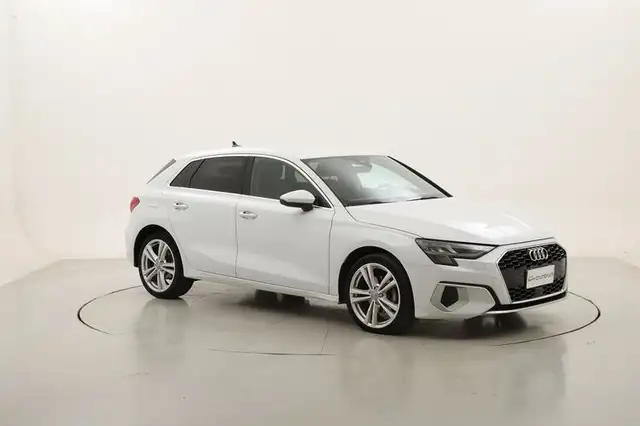 Audi A3 view 7