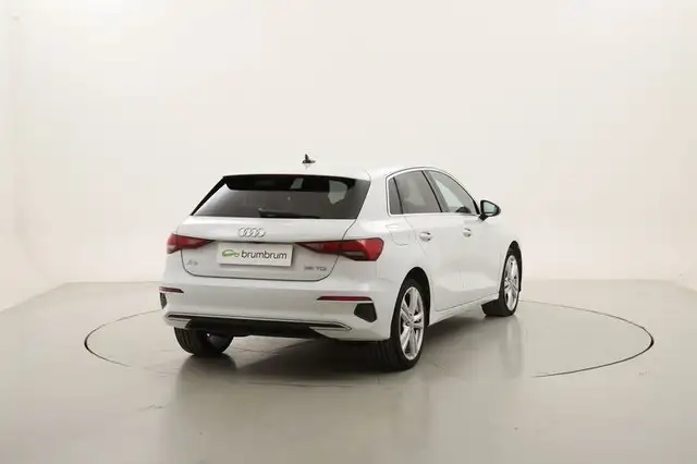 Audi A3 view 5