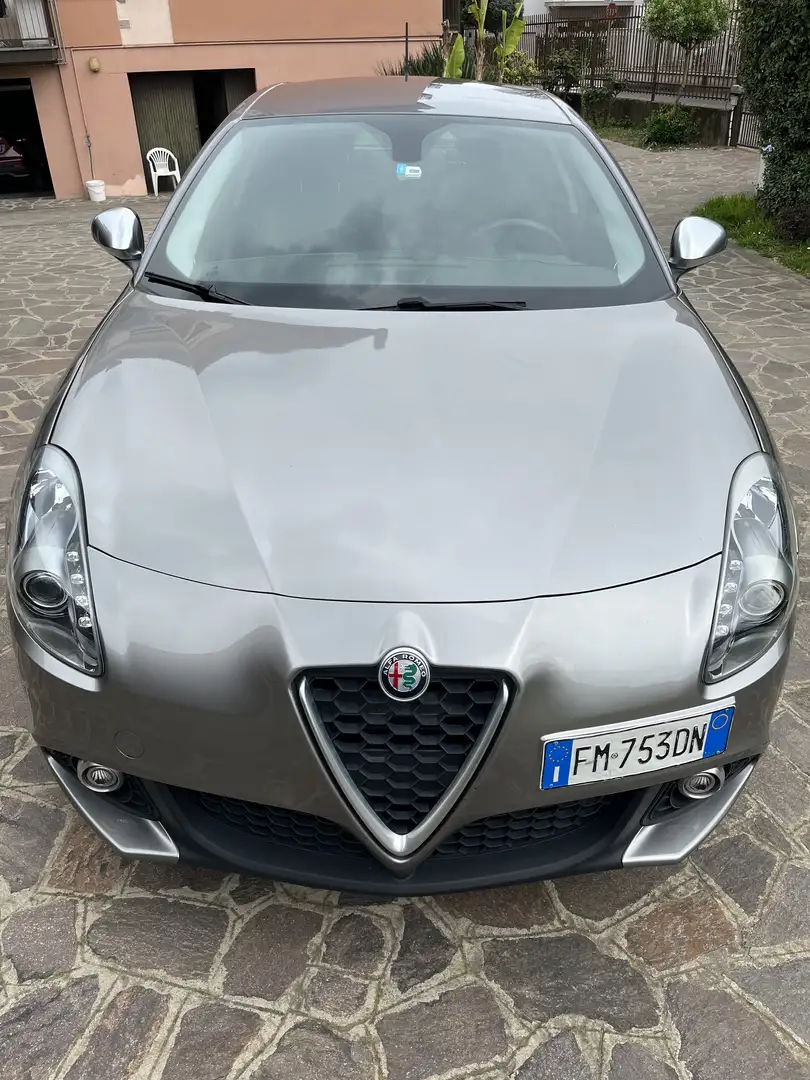 Alfa Romeo Giulietta Super Grigio - 1