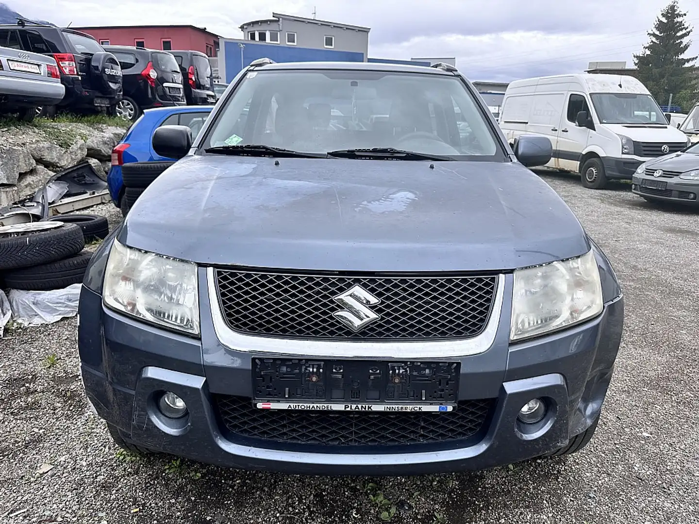 Suzuki Grand Vitara 1,9 DDiS deluxe Gris - 2