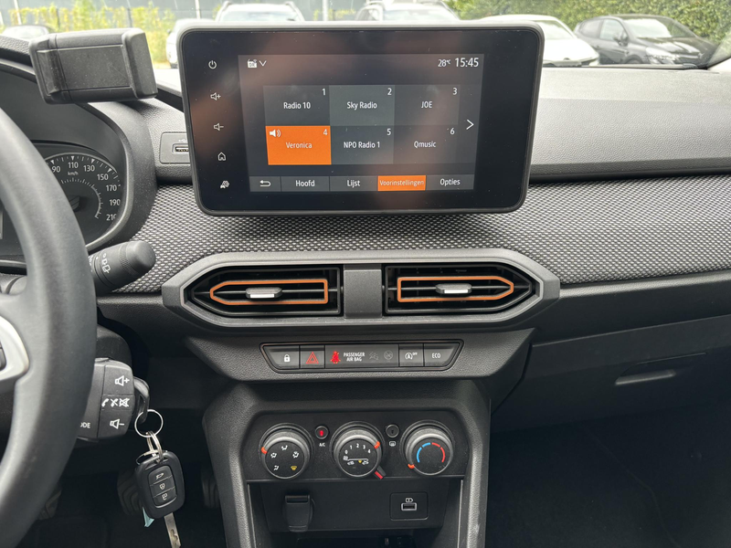 Dacia Sandero Stepway 1.0 TCe 100 ECO-G Expression | Camera | Na — photo 9