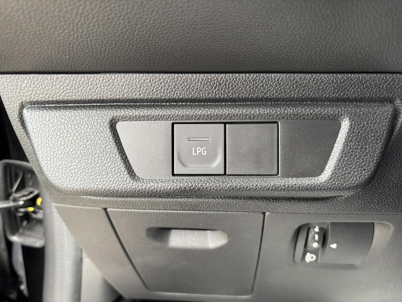 Dacia Sandero Stepway 1.0 TCe 100 ECO-G Expression | Camera | Na — photo 28