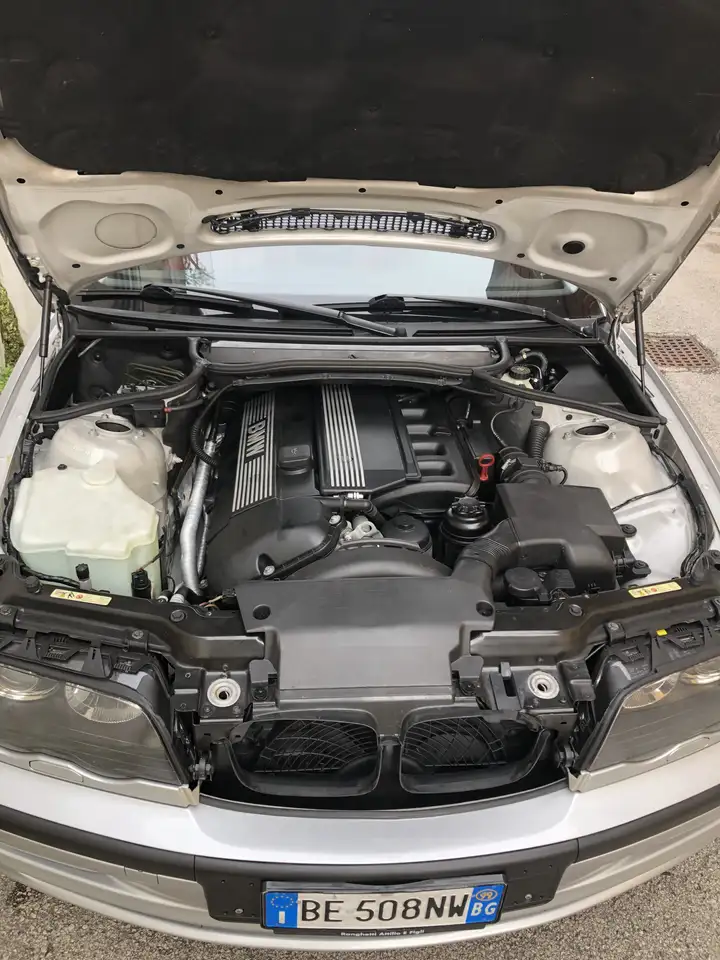 BMW 328i c/clima auto, foto 5