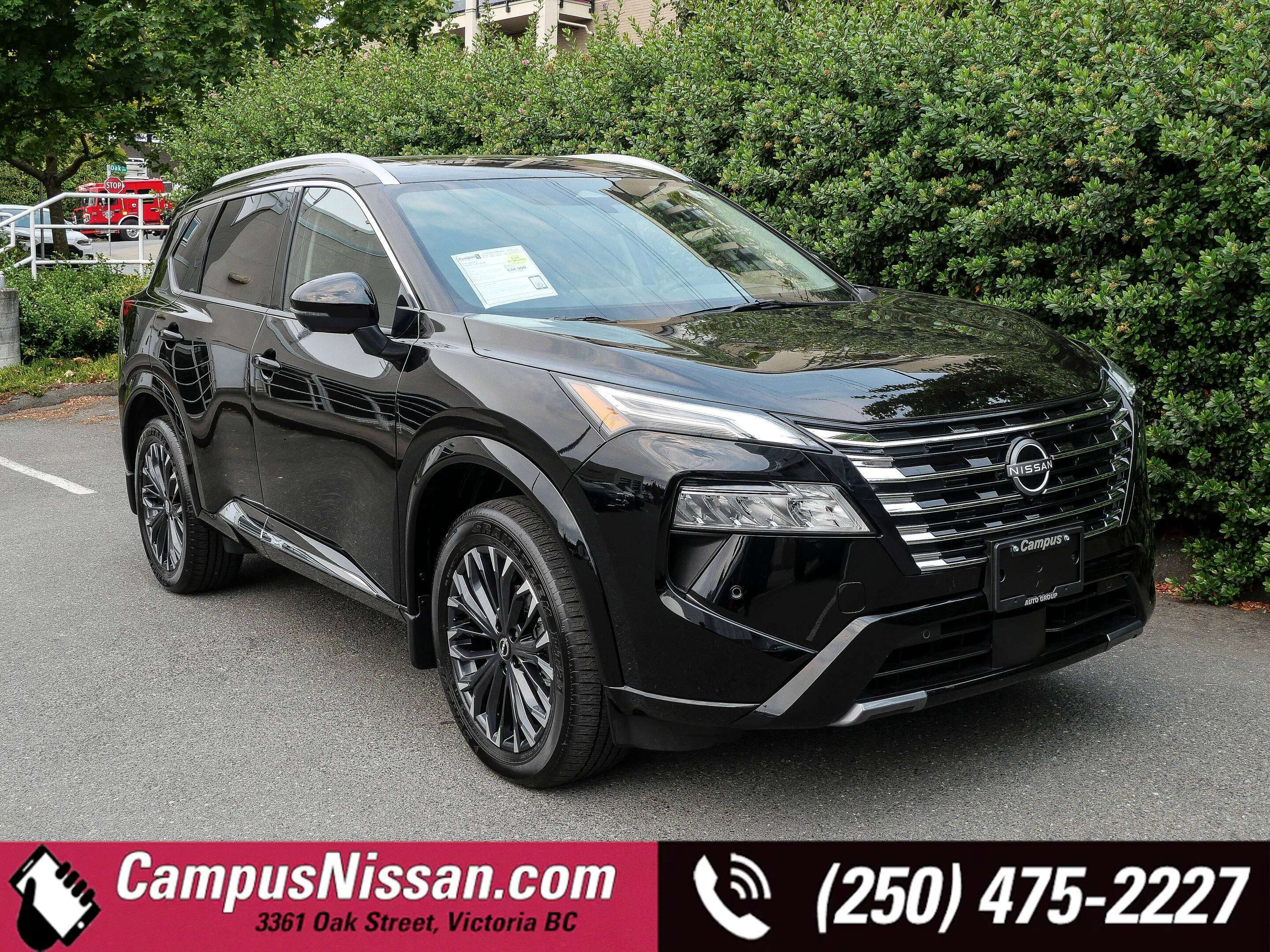2025 Nissan Rogue AWD Platinum | One Local Owner | Clean History |