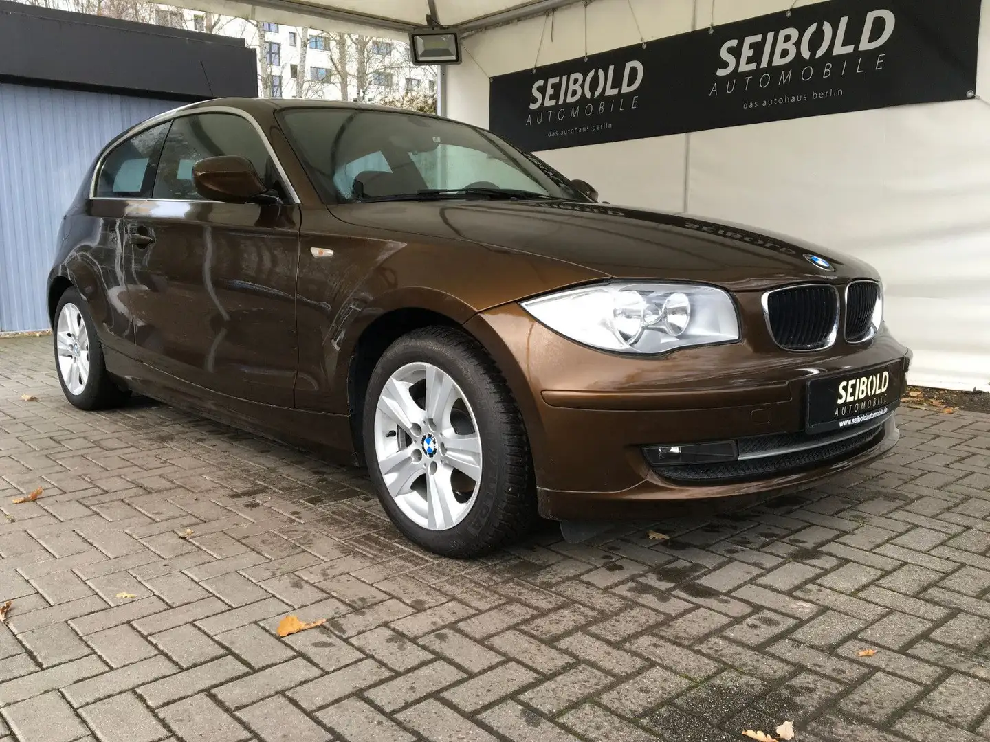 BMW 116 i Edition/Automatik/Klima/PDC/NSW/BC/ESP Braun - 2