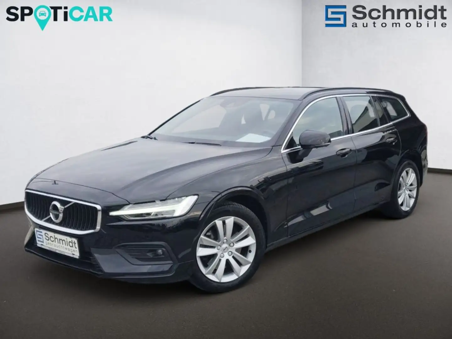 Volvo V60 B3 (P) Momentum Pro Geartronic Zwart - 1