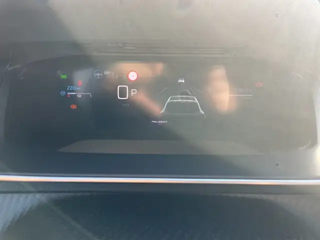Peugeot 208 view 15