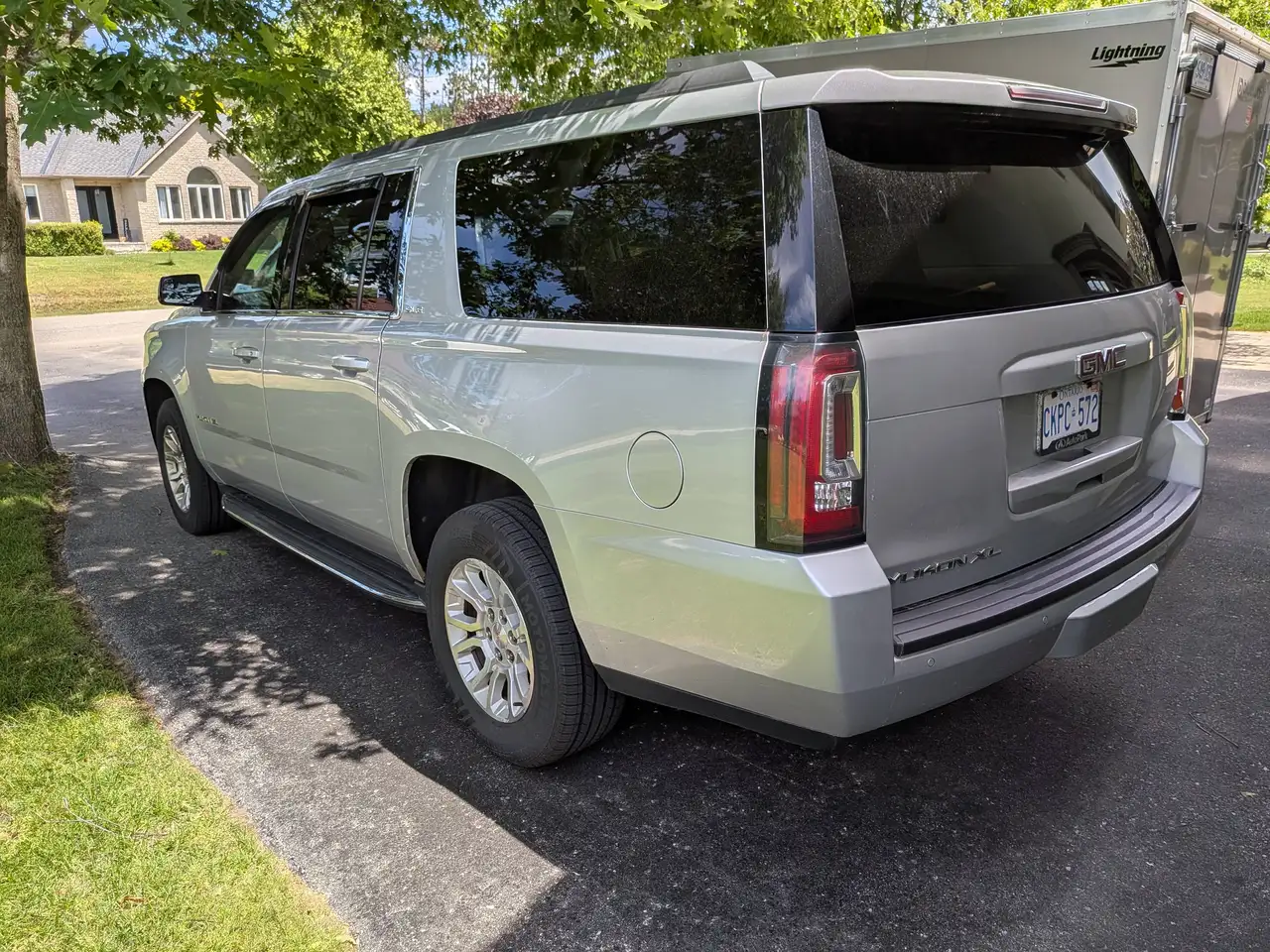 GMC Yukon снимка GMC Yukon