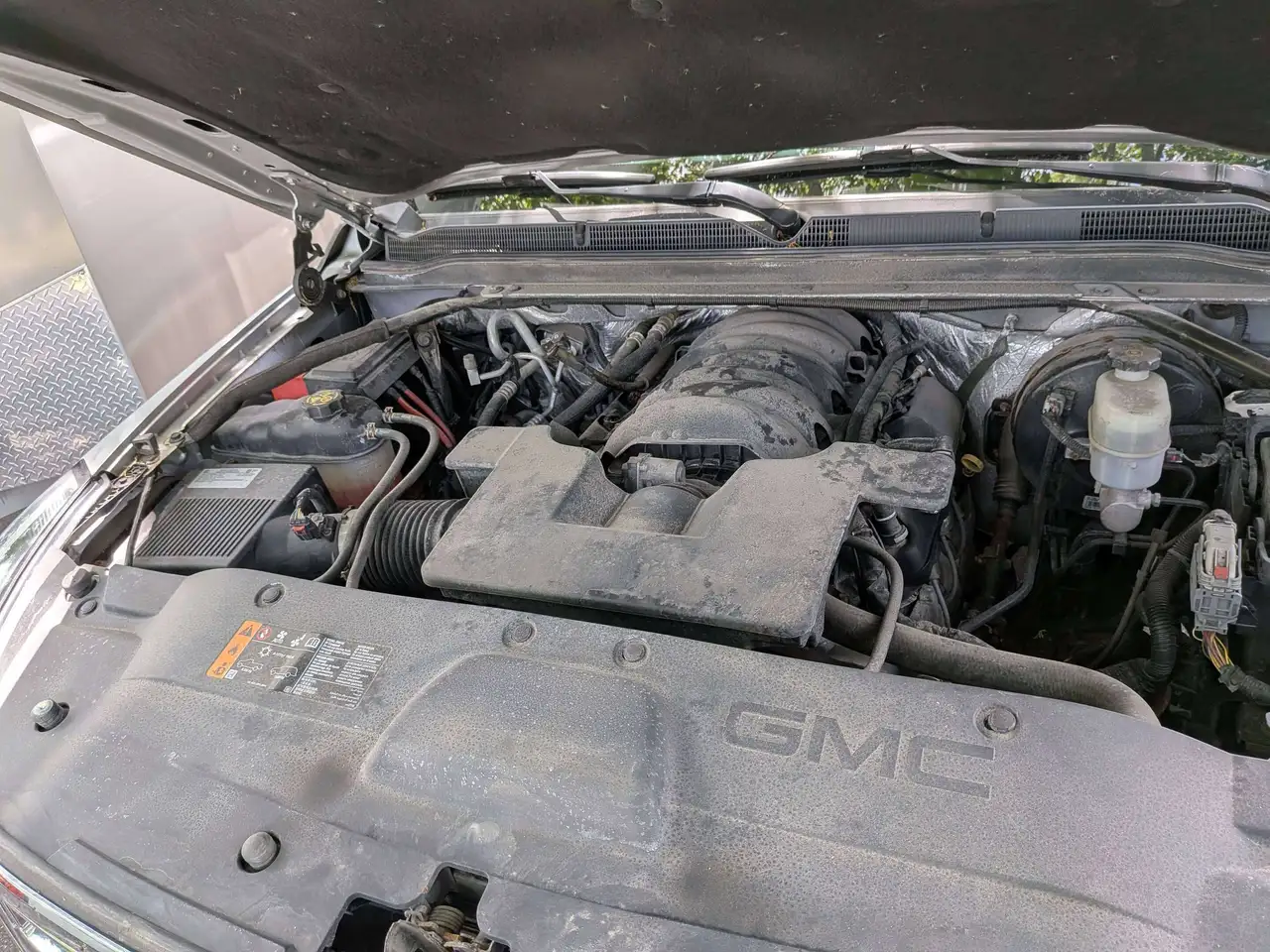 GMC Yukon снимка GMC Yukon