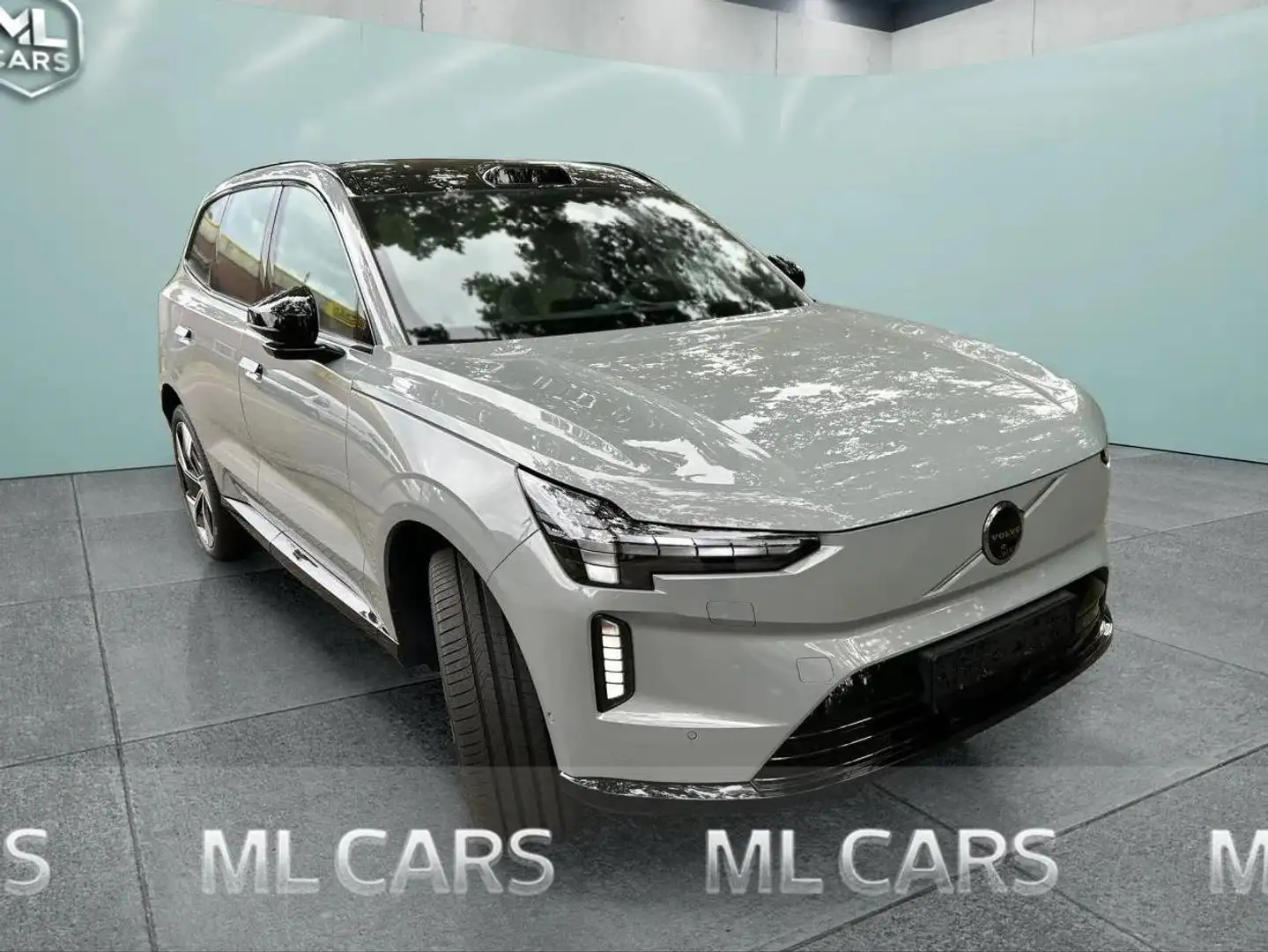 Volvo EX90 Twin Motor AWD Ultra (7-Sitzer) Grau - 2