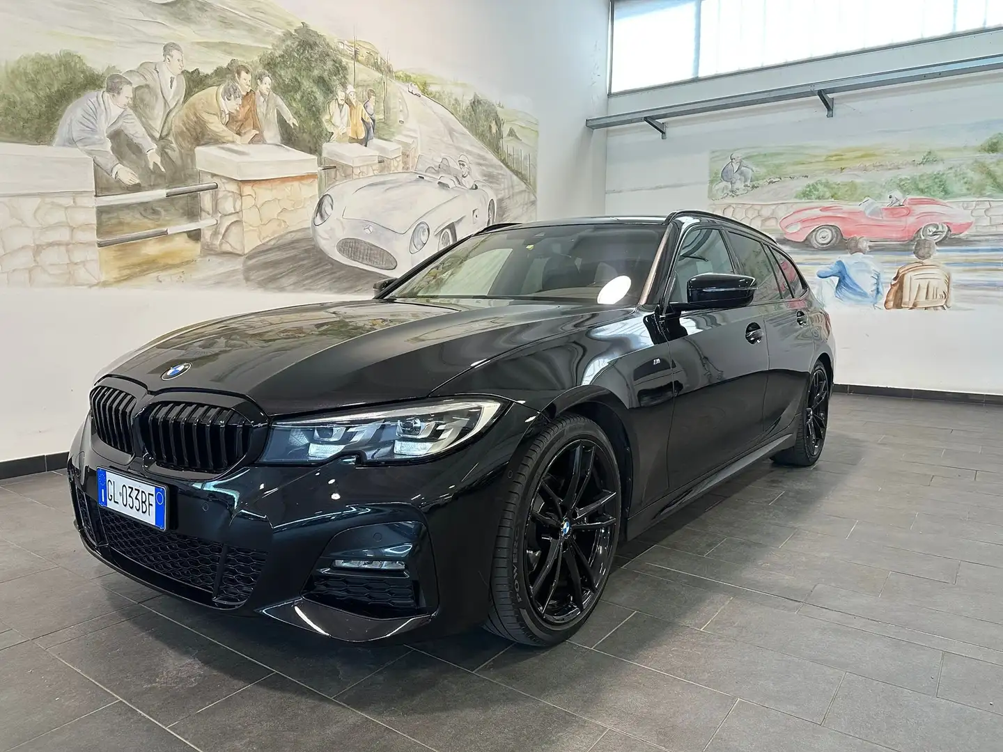 BMW 318 Touring M Sport - VIRTUAL TAGLIANDI BMW GAR24 MESI Negro - 1
