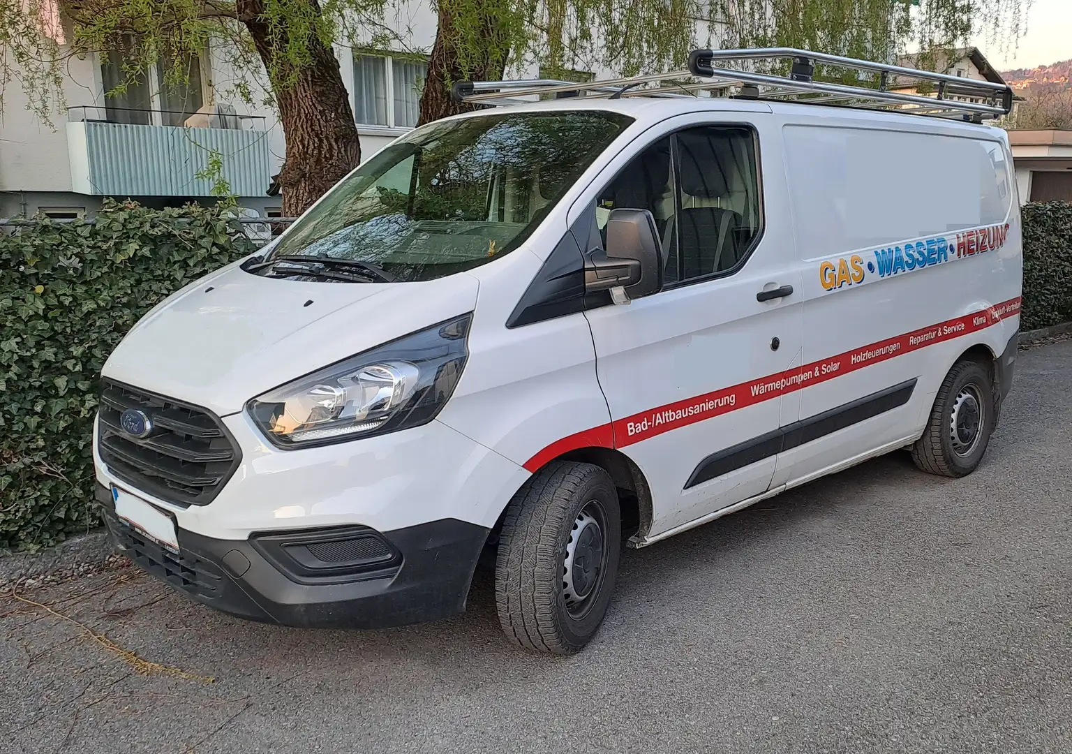 Ford Transit Custom L1H1 260 Ambiente Weiß - 1