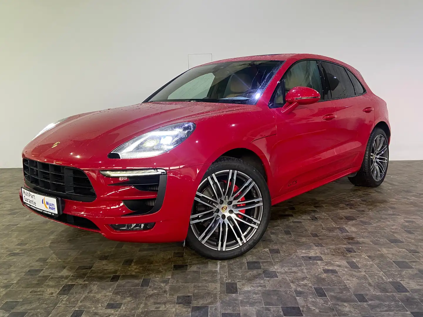 Porsche Macan 3,0 GTS, Sport Chrono, Pano, LED, Leder Rot - 2