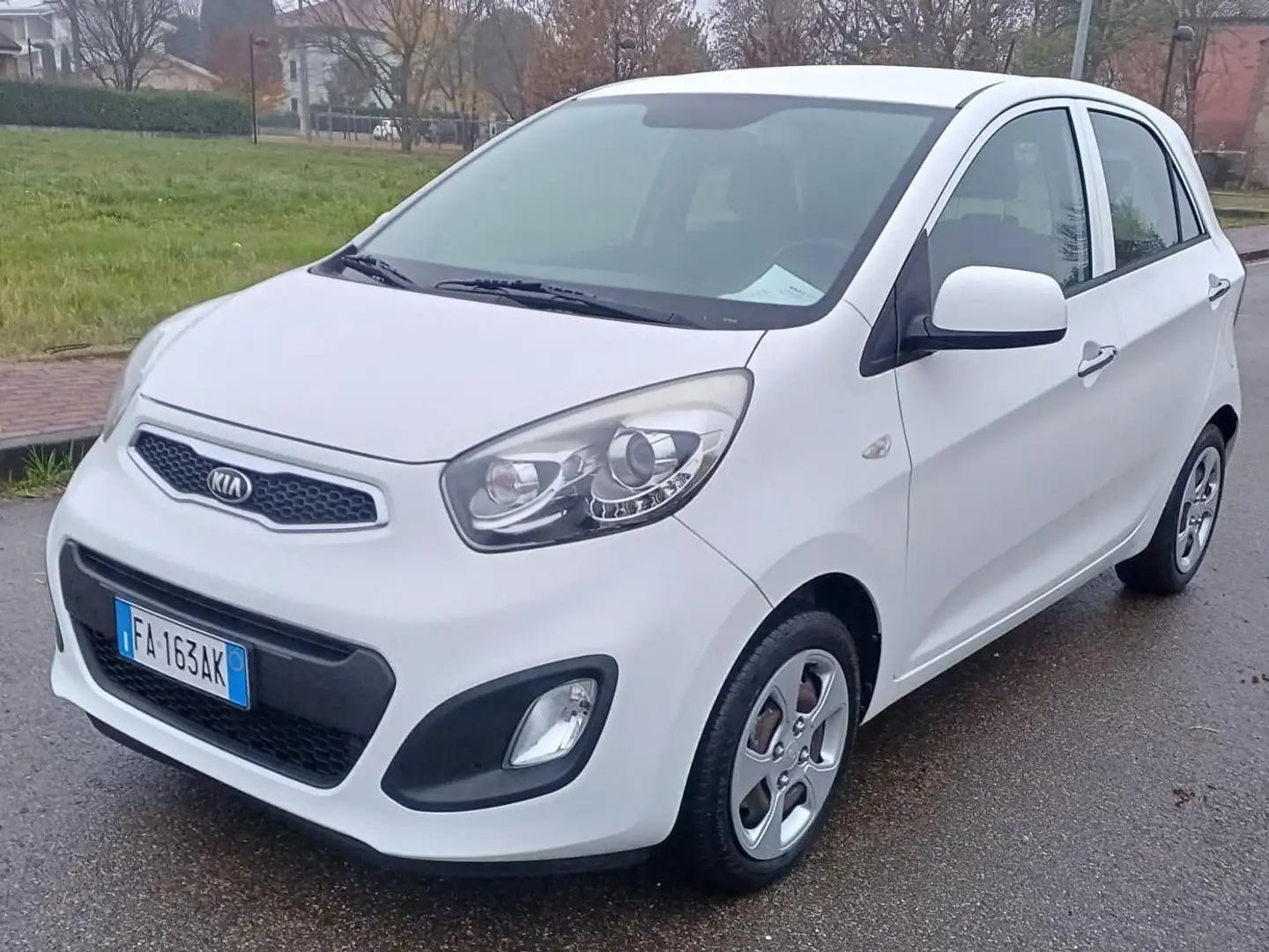 Kia Picanto Picanto II 2011 1.0 Glam Gpl 67cv 5p Bianco - 2