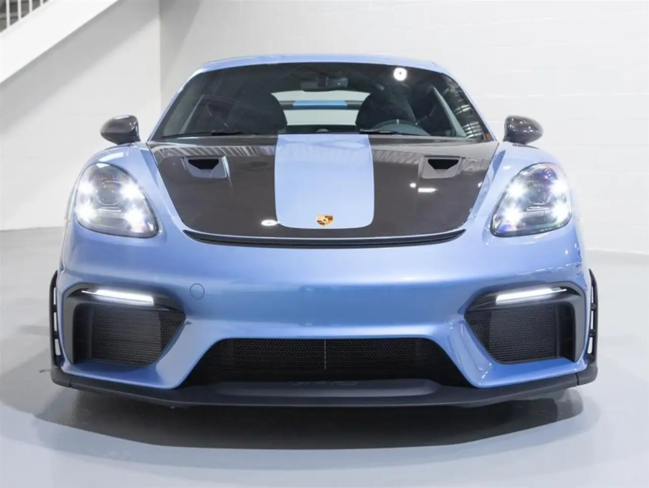 Porsche 718 Cayman снимка Porsche 718 Cayman