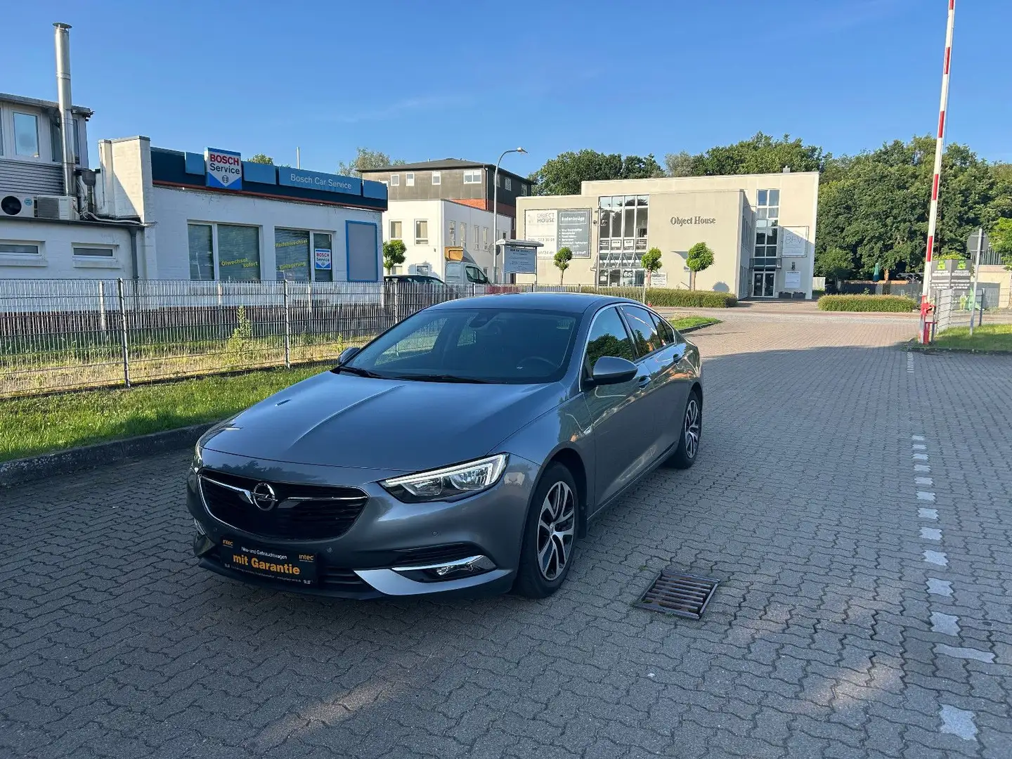 Opel Insignia B 1,5 Turbo Automat Grand Sport Dynamic Grau - 1