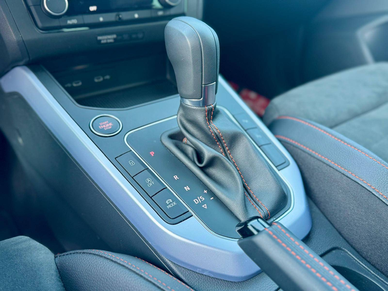 SEAT Arona 1.0 TSI FR Edition DSG *Cockpit*GPS*Carplay*Camera — photo 13