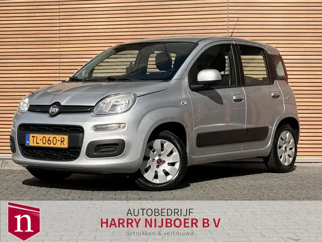 Fiat Panda 0.9 TwinAir Lounge Lm Velgen / Airco / Lage Kilome