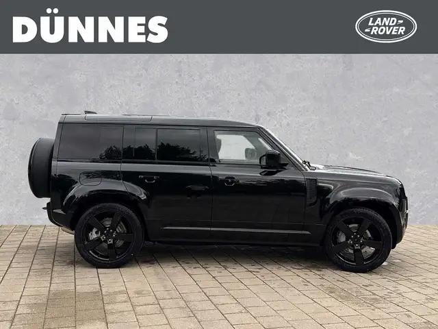 Land Rover Defender view 6