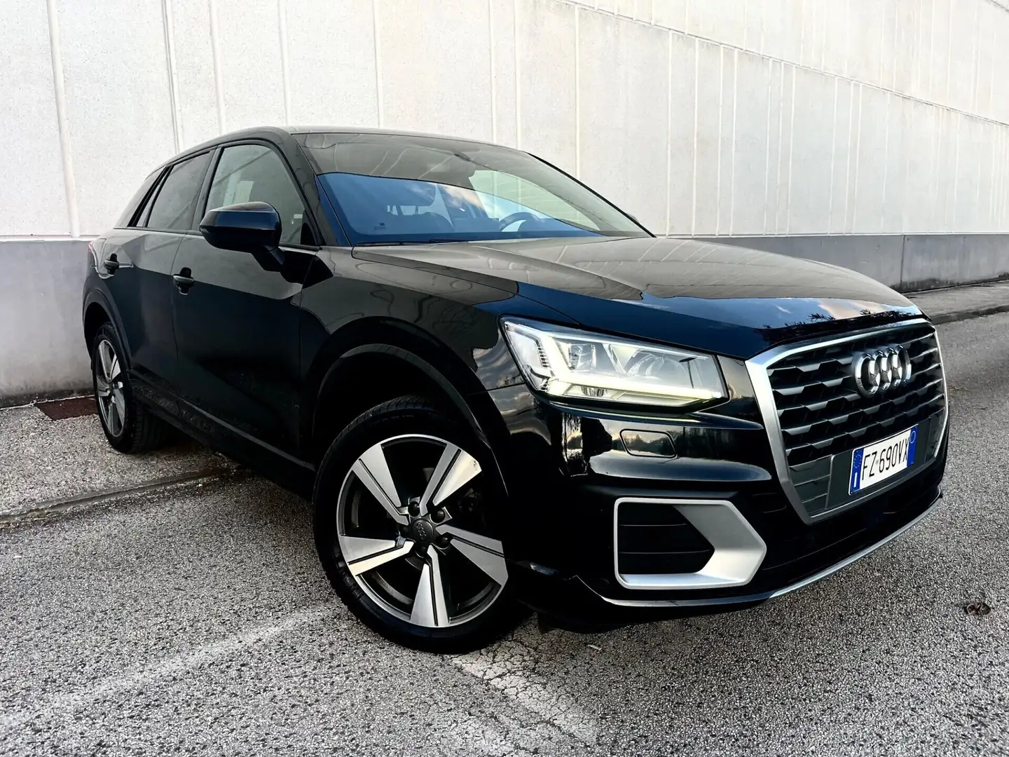 Audi Q2 Q2 30 1.6 tdi Identity Black s-tronic my20 Nero - 1