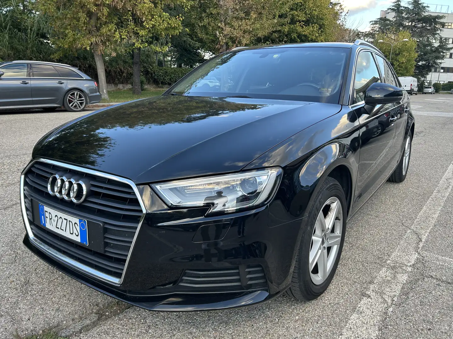 Audi A3 Sportback 30 1.6 tdi Business 116cv s-tronic Nero - 1