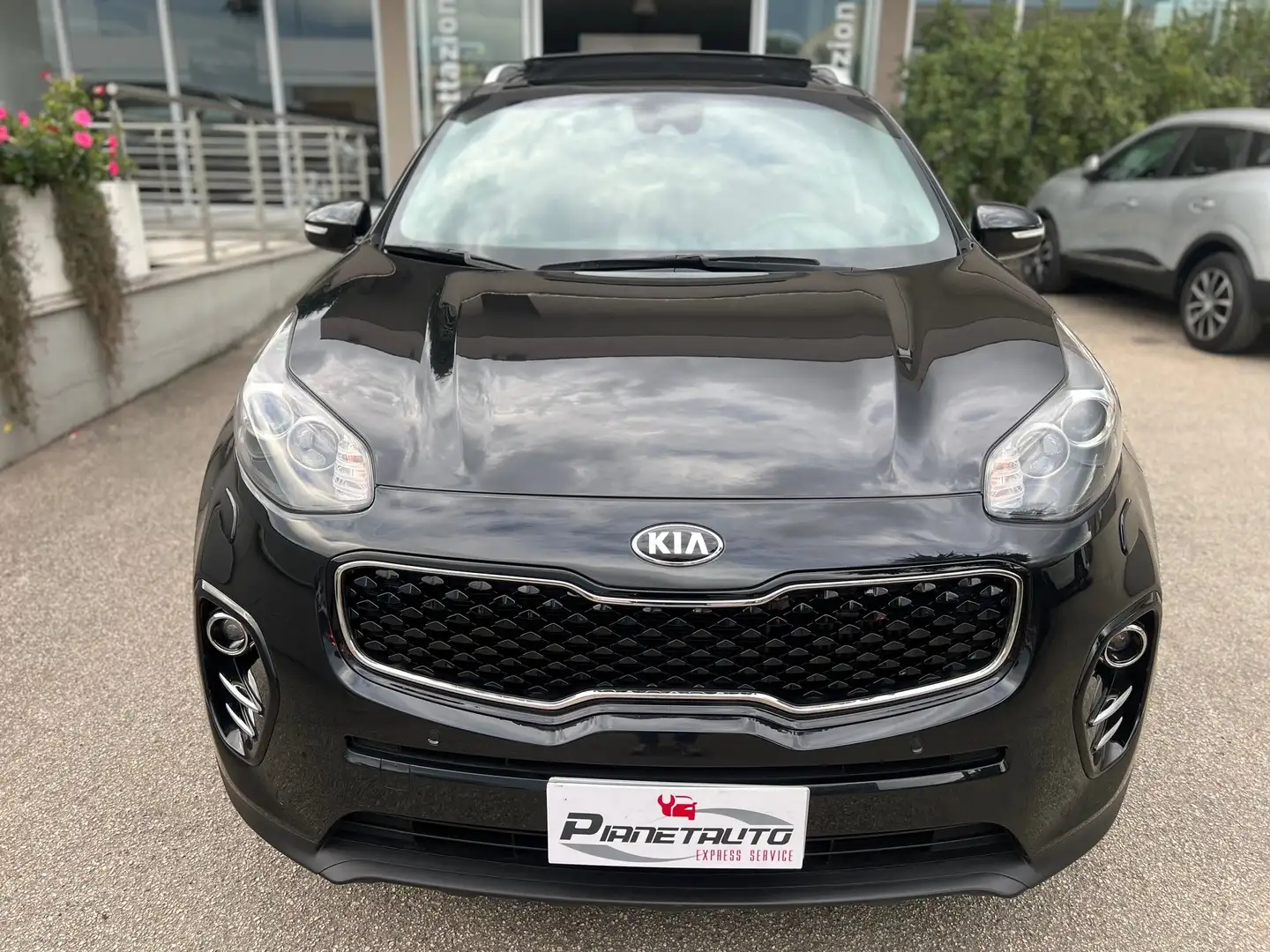 Kia Sportage 1.7 crdi Class Style 2wd 115cv TETTO/XENON/CAMERA Nero - 2