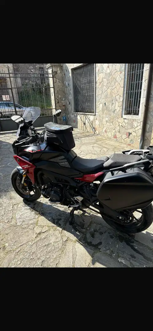 Yamaha Tracer 900 GT Schwarz - 1
