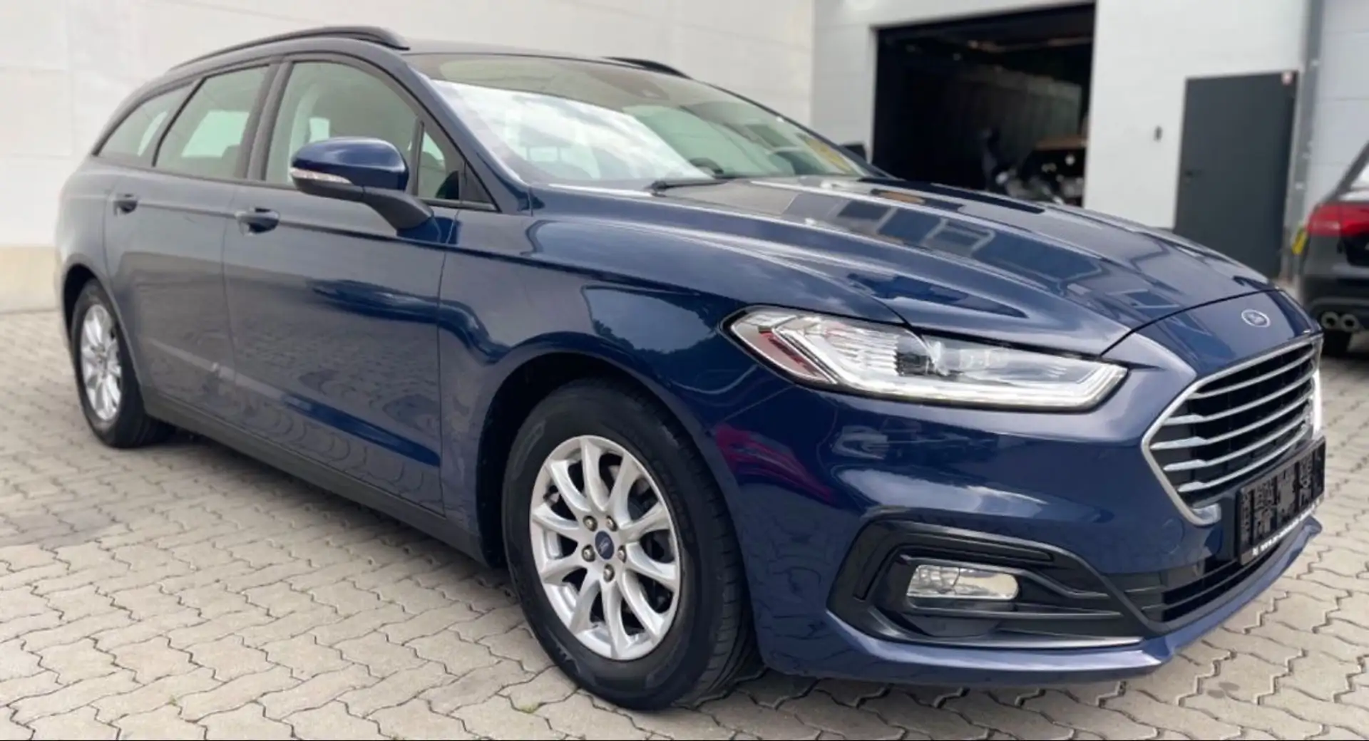 Ford Mondeo 2,0 EcoBlue Trend Turnier EU6 /1.HAND Blau - 1