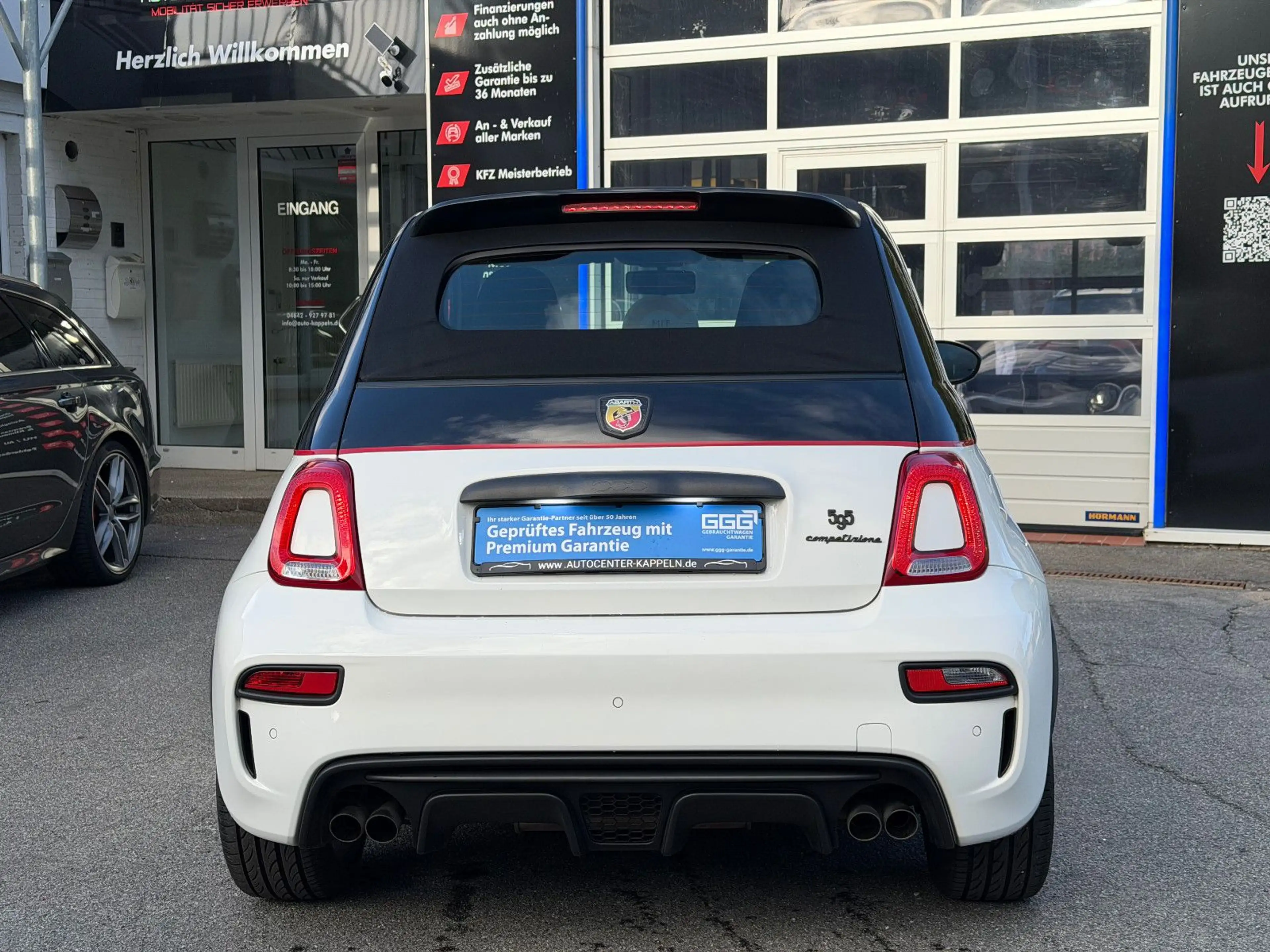 Abarth 595 Competizione 595 Cabrio Competizione (Beats-Carbon-CarPlay) — photo 9